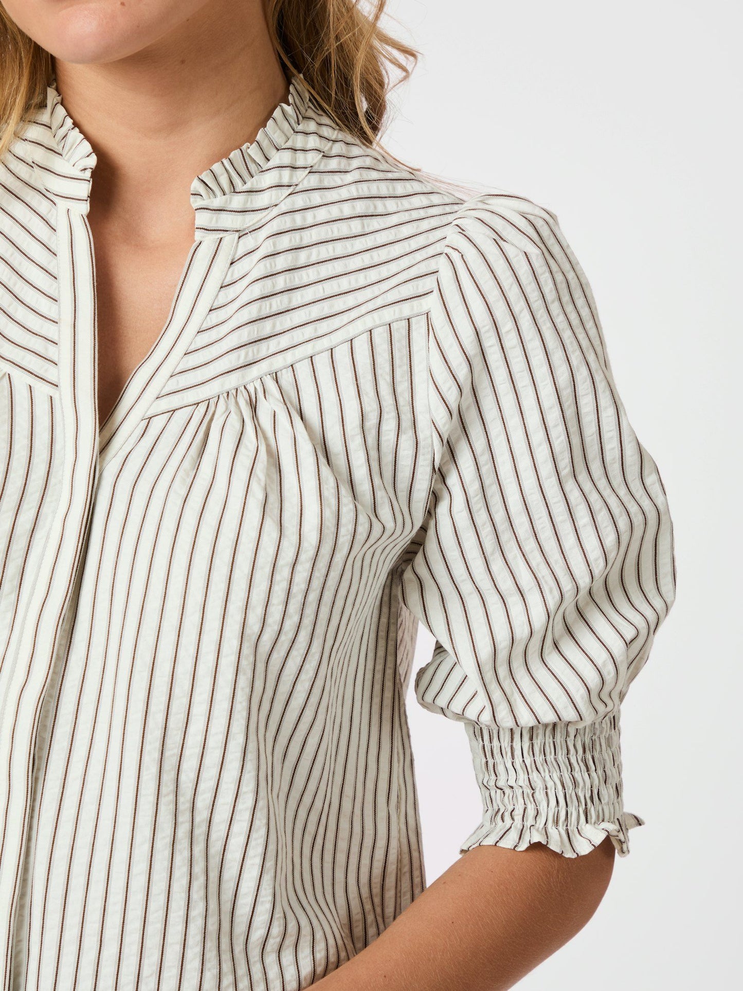 DIANA CREPE STRIPE Top