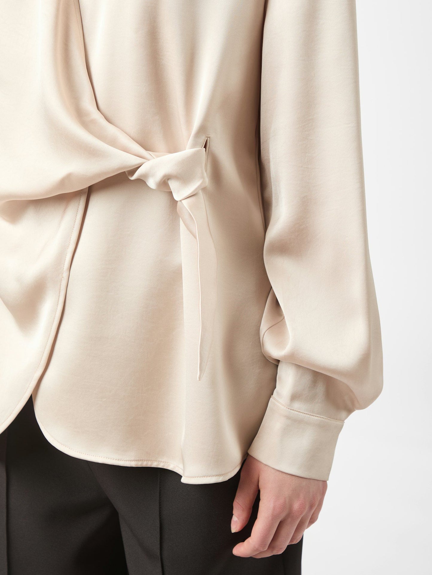 PETRIS HEAVY SATEEN TOP