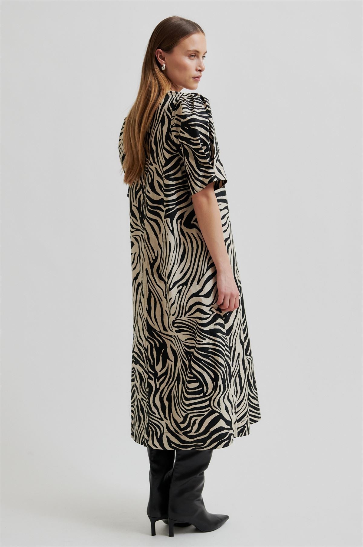 PRANNI DRESS KJOLE
