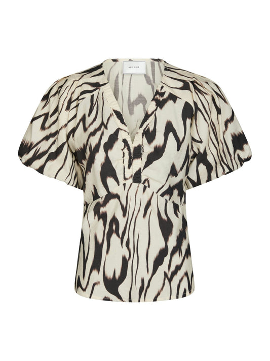 IRINA GRAPHIC ZAG TOP